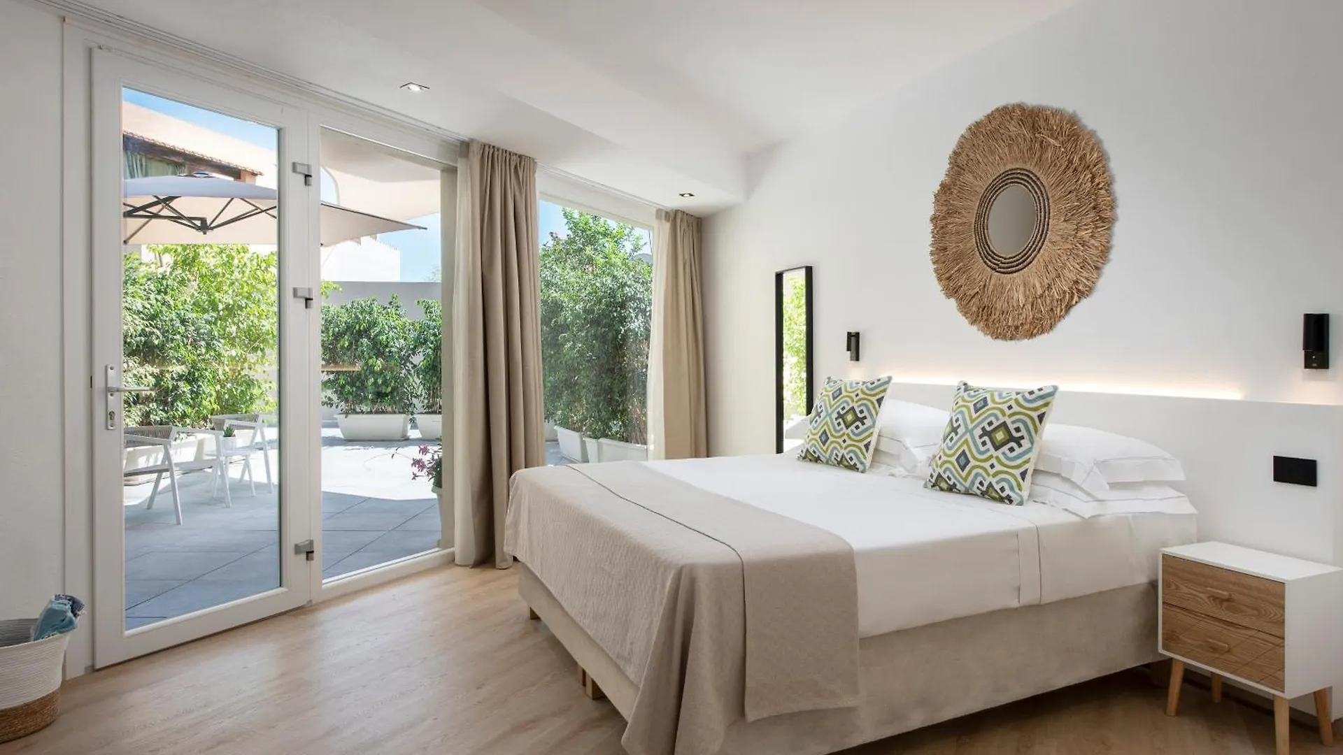 Mem Lodge And Suite Pula