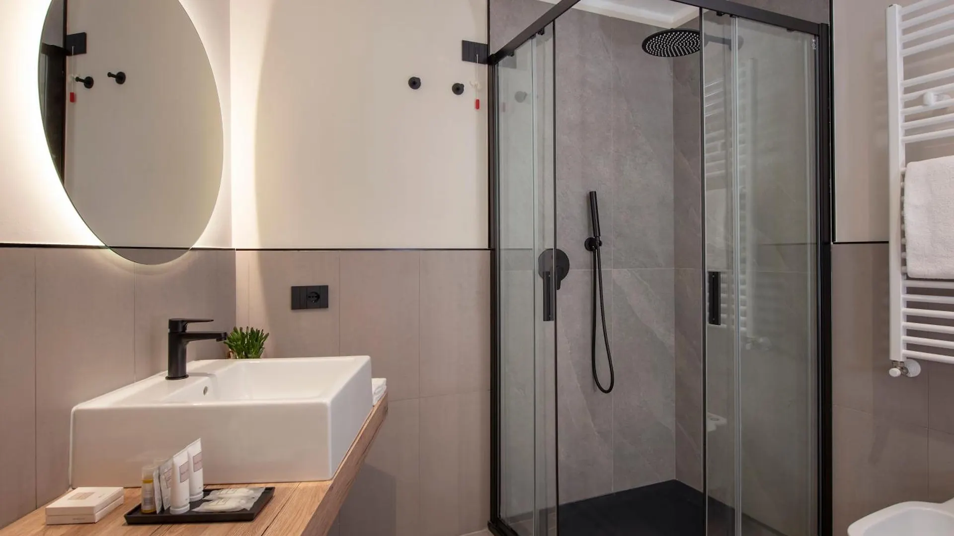 Aparthotel Mem Lodge And Suite Pula Italy