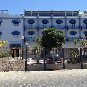 https://hotel-al-faro-licata.sicilyhotelsitaly.net